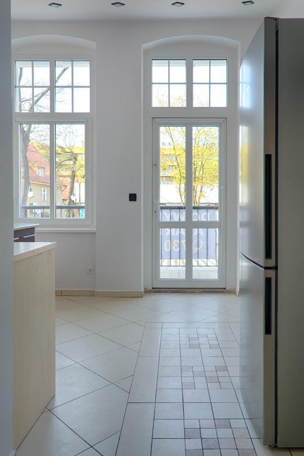 Apartament Sto Metrow Od Morza Świnoujście Buitenkant foto